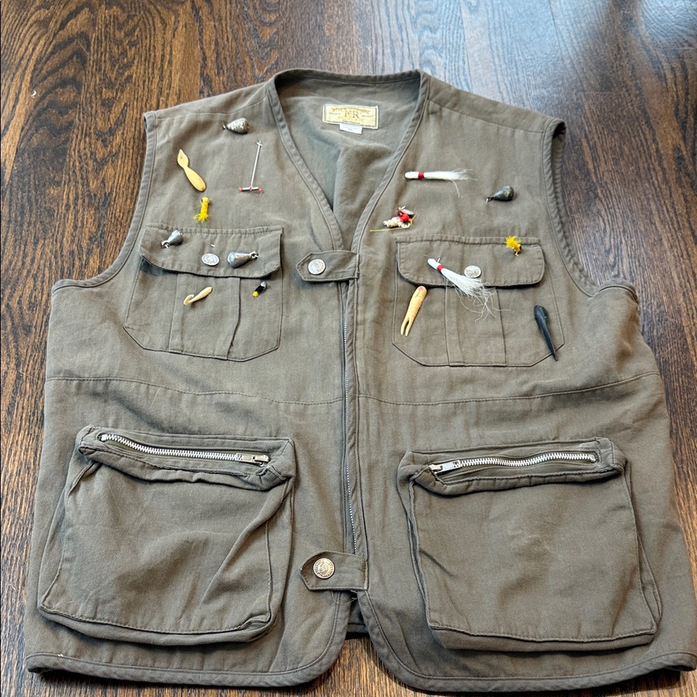 New River authentic sportswear Fishing Vest with Lures size medium